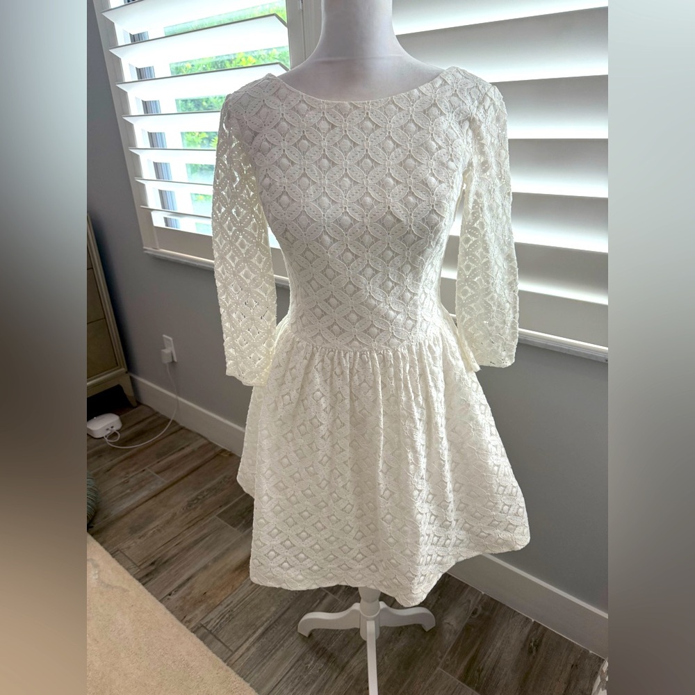 Vintage Lilly Pulitzer White Cotton Eyelet Lace Dress, Size 2